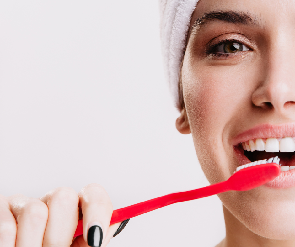 Women with very white teeth from Teeth whitening